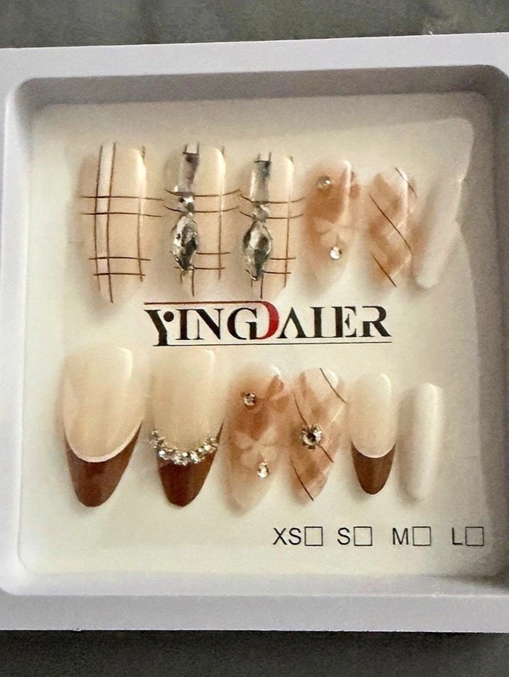 YINGAIER Ultra thin and traveleless wearable manicure Press-On Nails Pink &